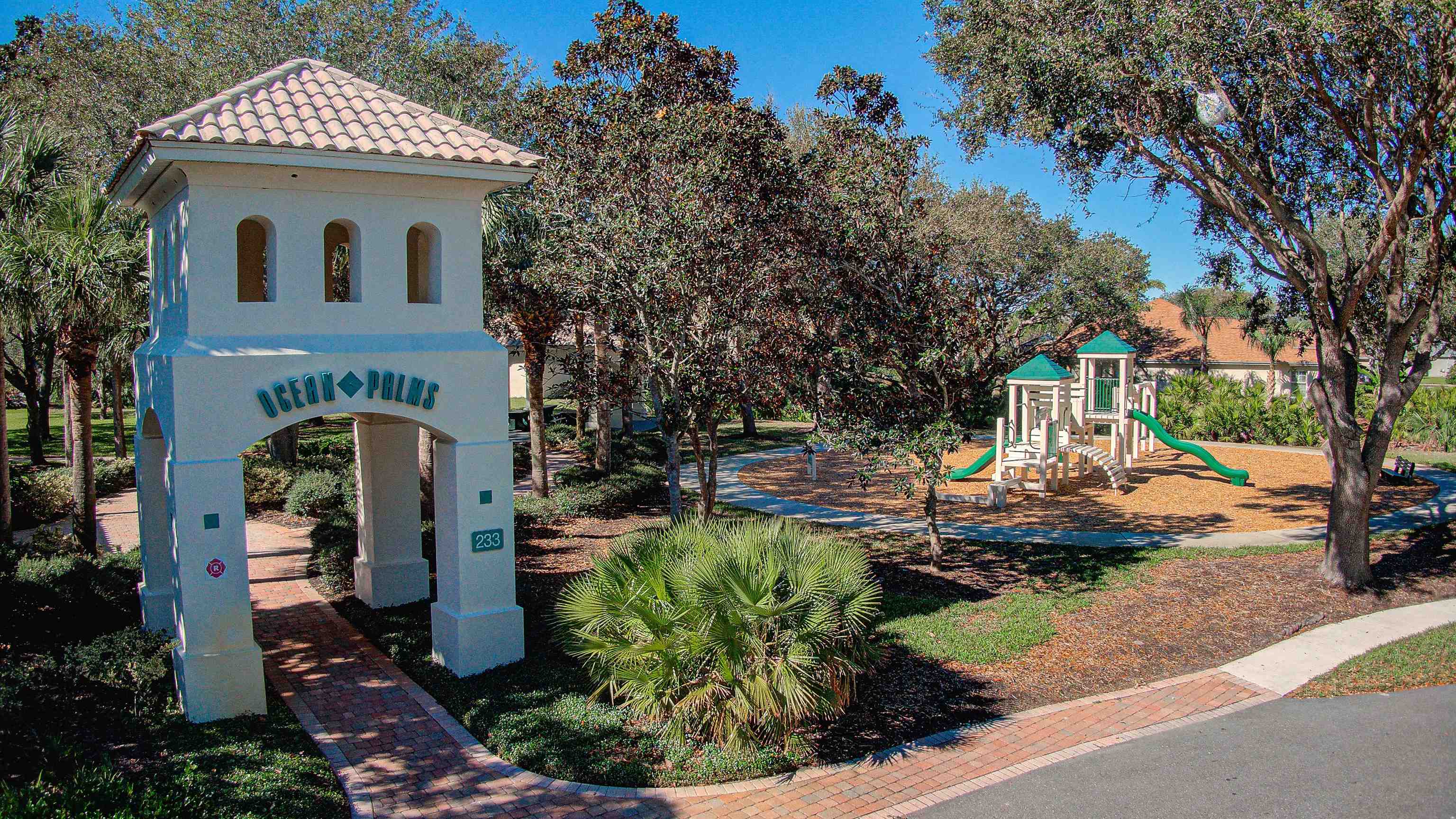 337 San Nicolas Way St. Augustine, FL 32080 - Photo 2 of 23 a front view of a house with garden