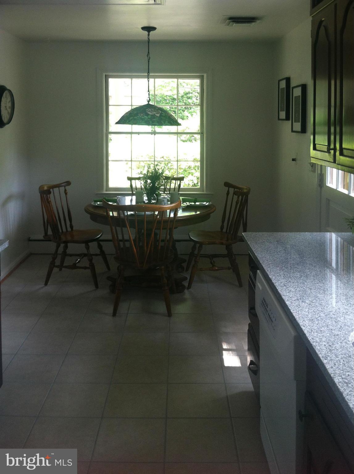 6431 Overhill Road Falls Church, VA 22042 - Photo 11 of 30 Kitchen - Breakfast Nook
