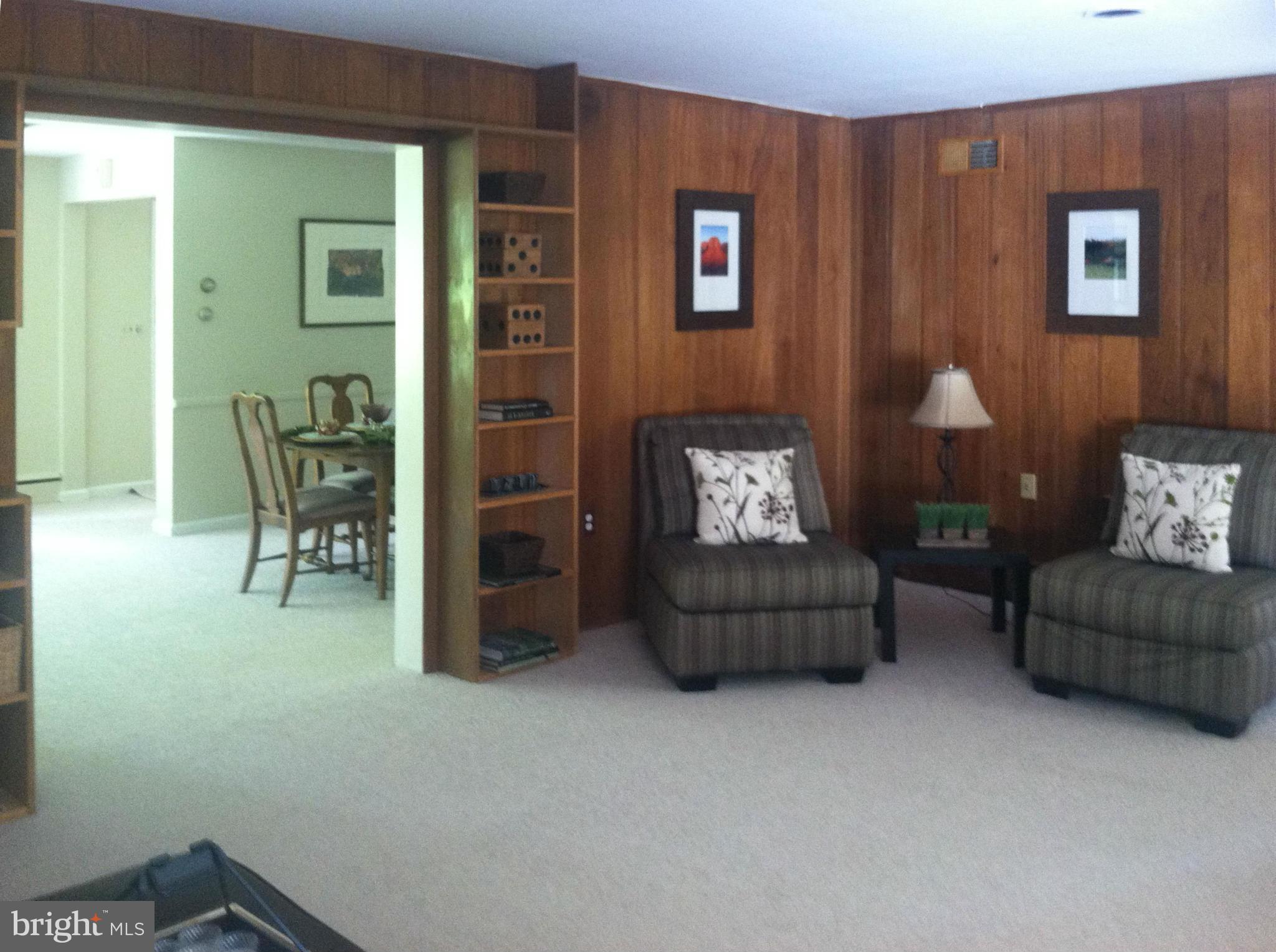 6431 Overhill Road Falls Church, VA 22042 - Photo 9 of 30 Family Room