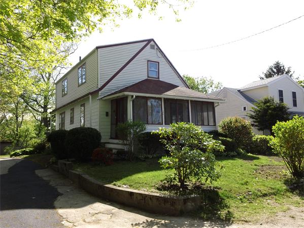 123 Clinton Road Weymouth, MA 02189 - Photo 1 of 1 Gallery Image 1