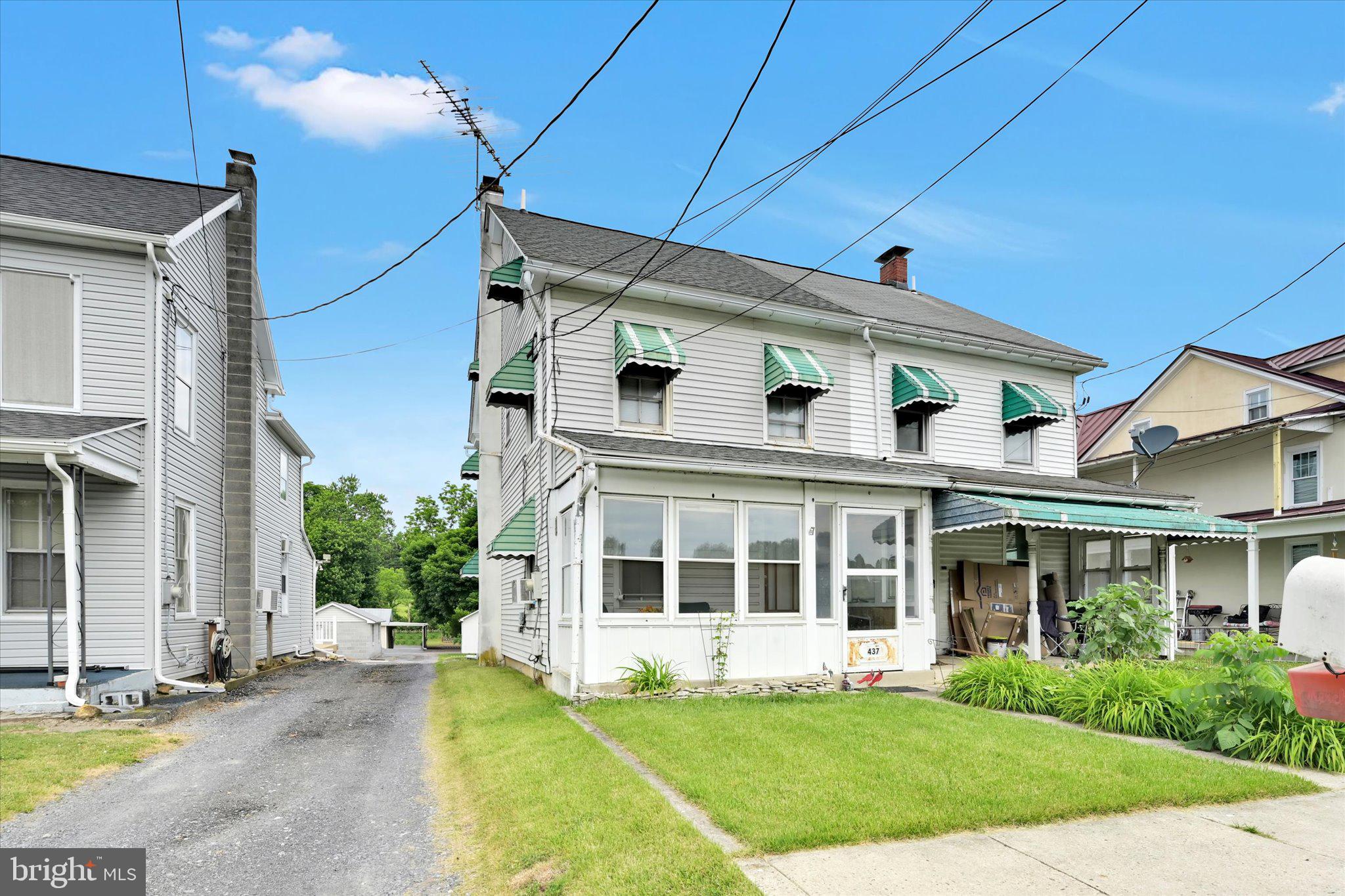 437 Krumsville Road Kutztown, PA 19530 - Photo 2 of 25