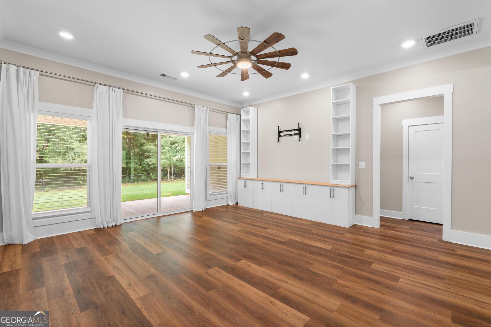 1355 Rose Hill Road Meansville, GA 30256 - Photo 9 of 52