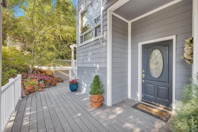 a view of a entryway door of the house