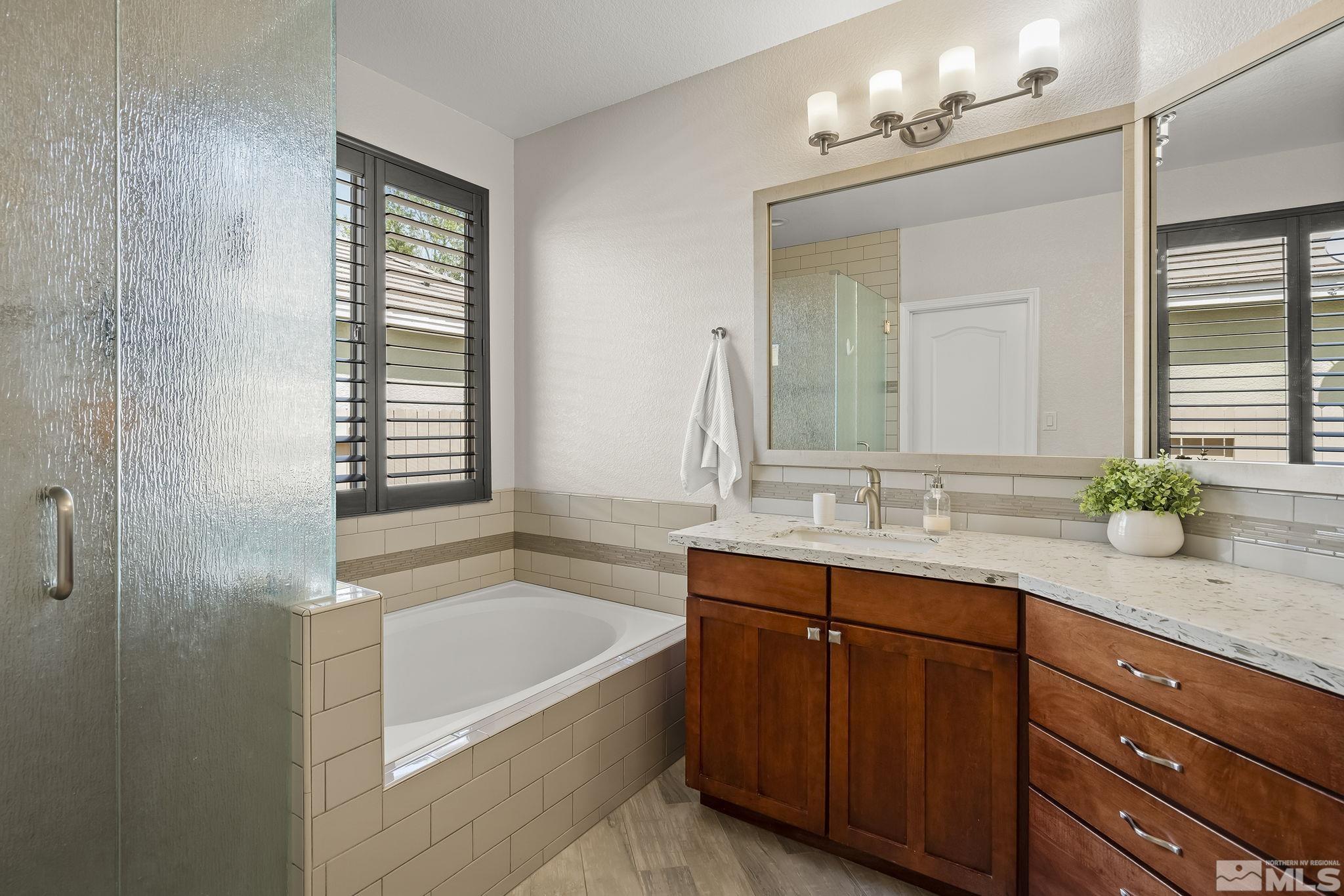 10040 Cascade Street Reno, NV 89506 - Photo 13 of 31 Photo 14