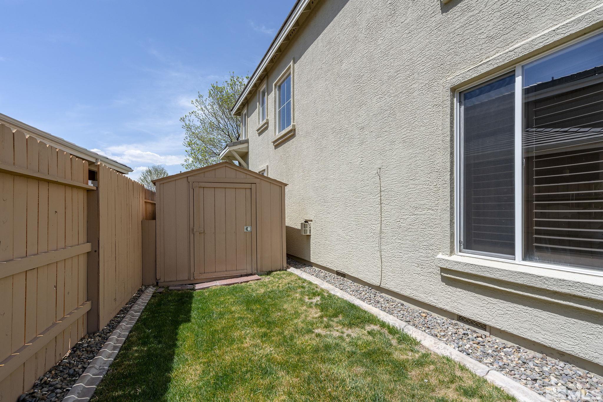 10040 Cascade Street Reno, NV 89506 - Photo 25 of 31 Photo 26