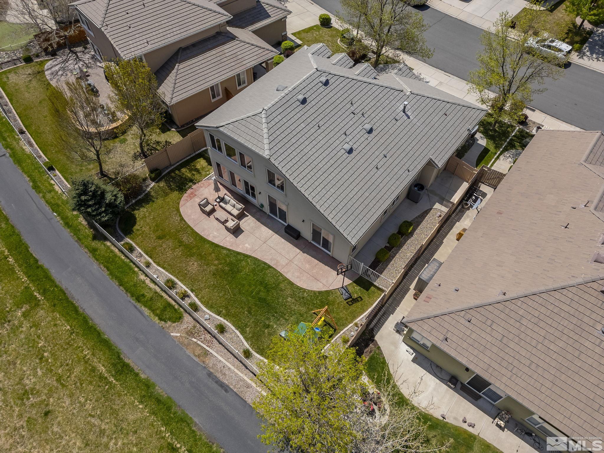 10040 Cascade Street Reno, NV 89506 - Photo 26 of 31 Photo 27