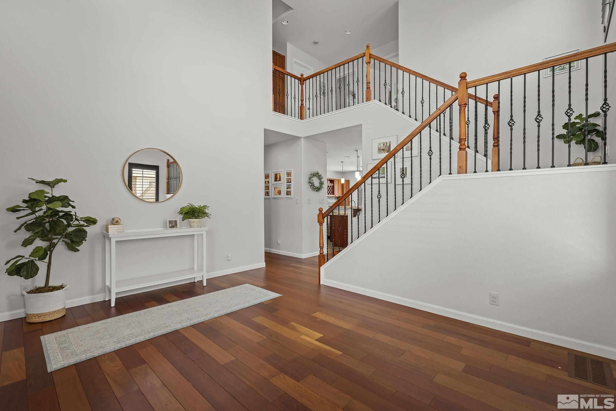 10040 Cascade Street Reno, NV 89506 - Photo 3 of 31 Photo 3