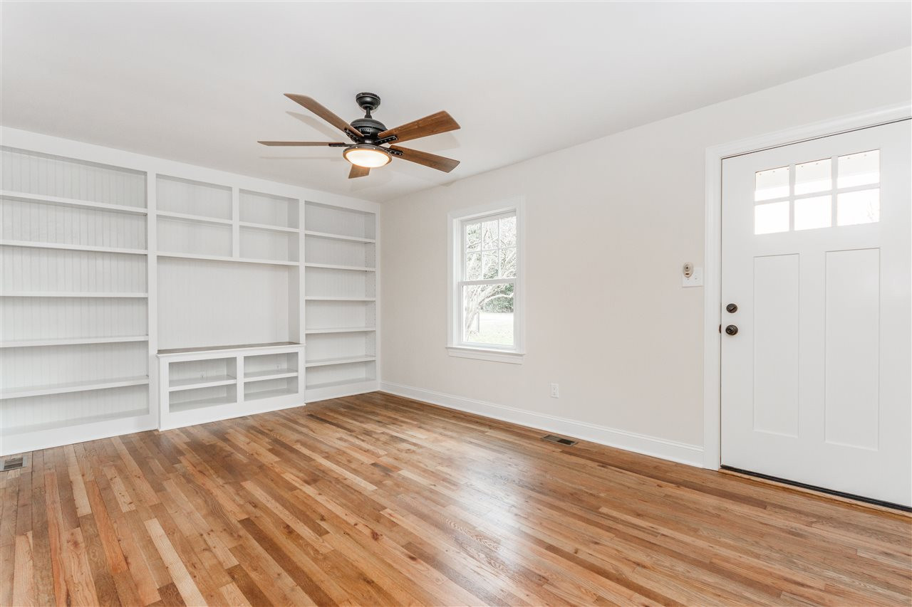 2501 Springhill Avenue Raleigh, NC 27603 - Photo 5 of 21 Photo 5