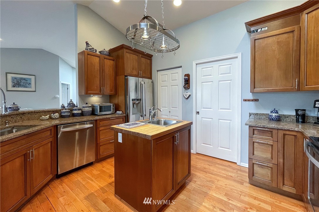 127 Ruby Road Port Angeles, WA 98362 - Photo 11 of 40 Gallery Image 11