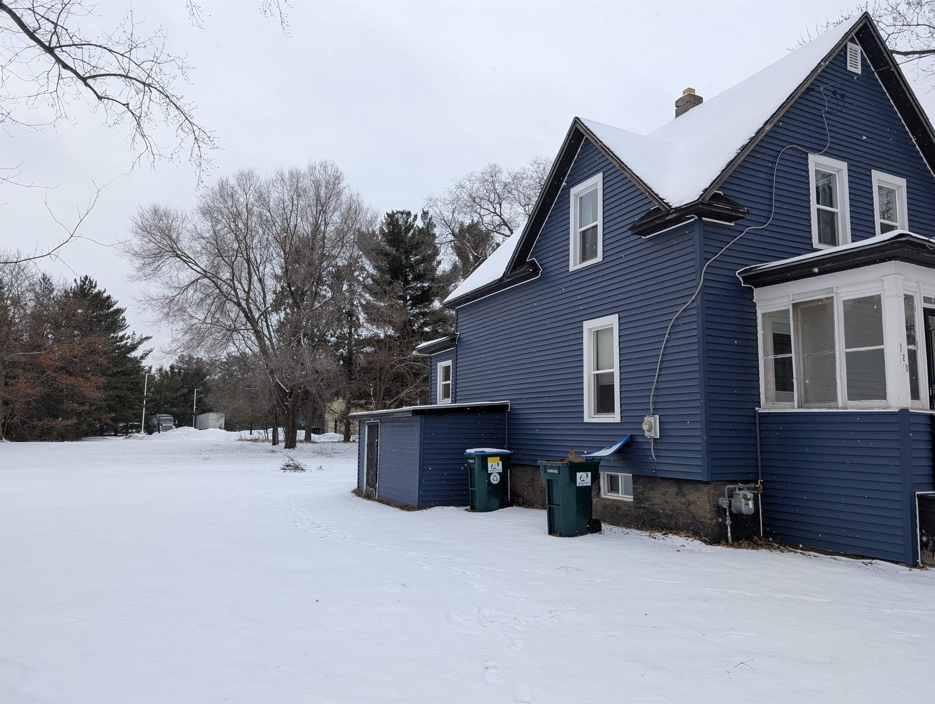 120 Park Street Redgranite, WI 54970 - Photo 2 of 19