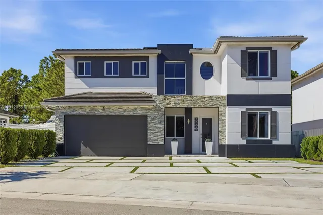 a view of a house with a outdoor space