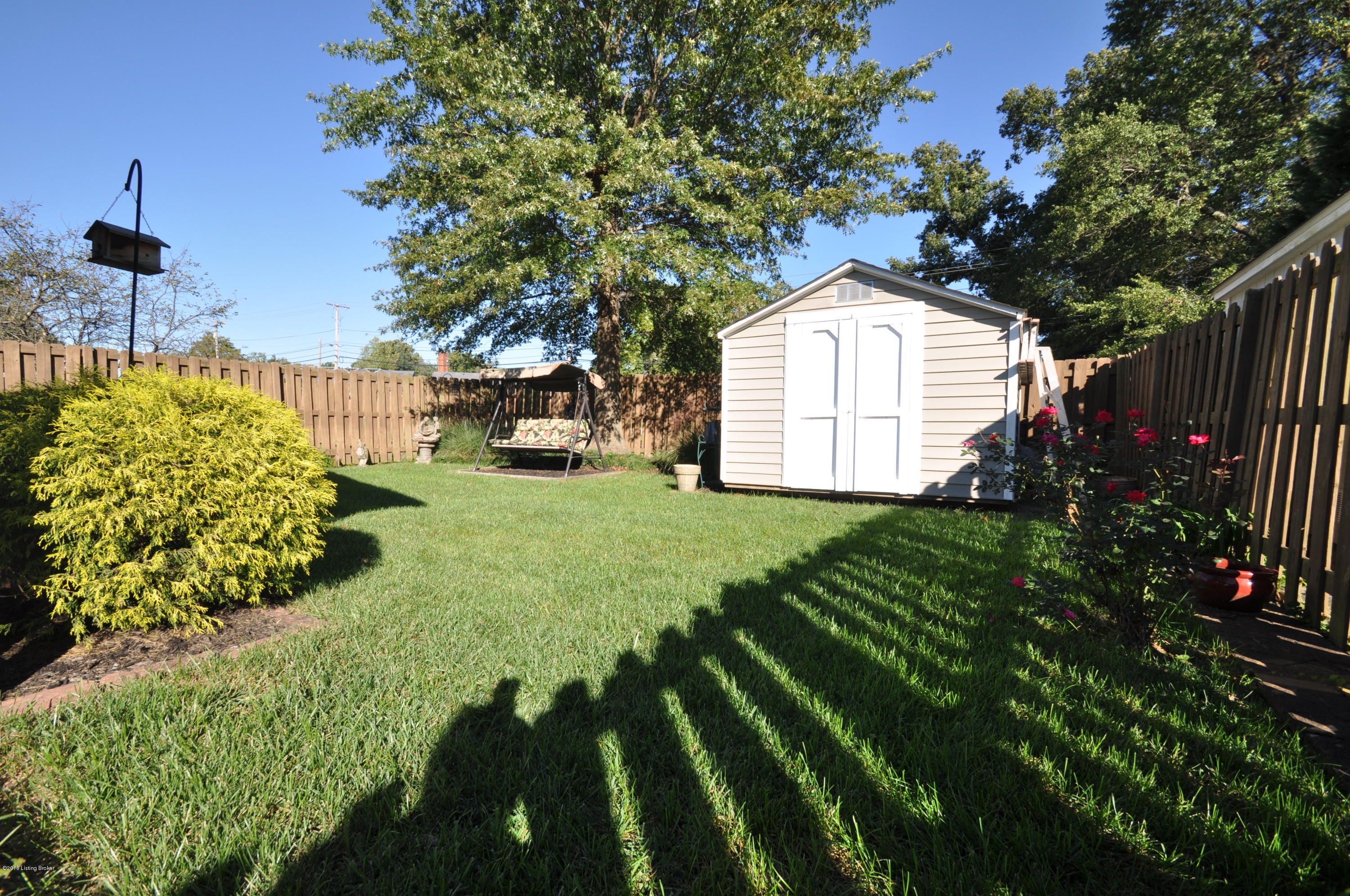 2511 Hampton Ridge Boulevard Louisville, KY 40220 - Photo 31 of 44 DSC_0301