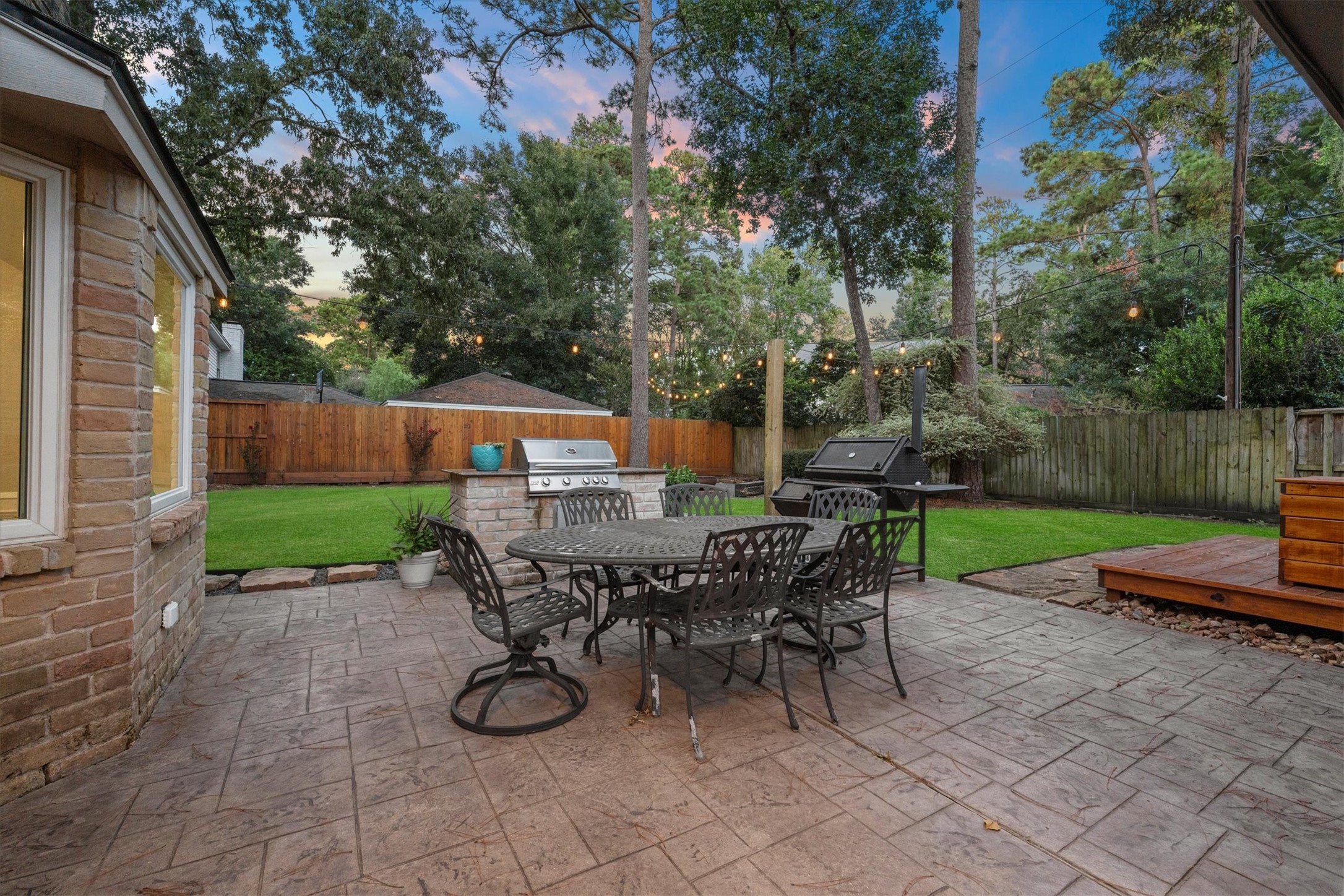 9515 Oxted Lane Spring, TX 77379 - Photo 4 of 33 Gallery Image 4