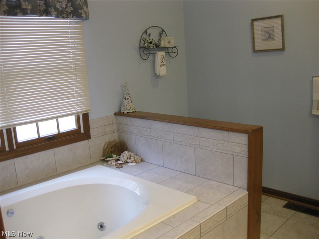 4566 Case Road Avon, OH 44011 - Photo 20 of 34
