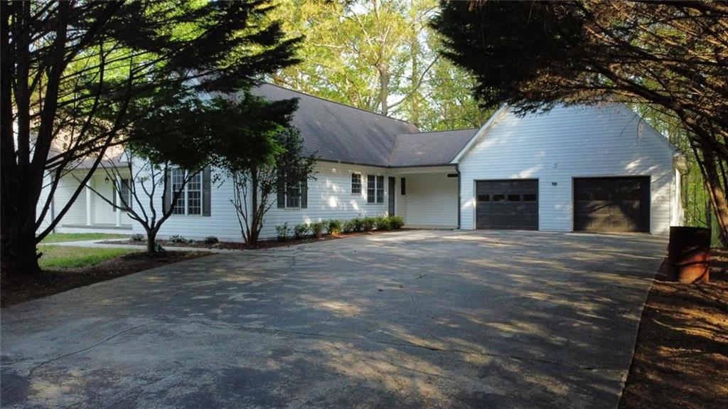 225 Rock Springs Road Lula, GA 30554 - Photo 7 of 62