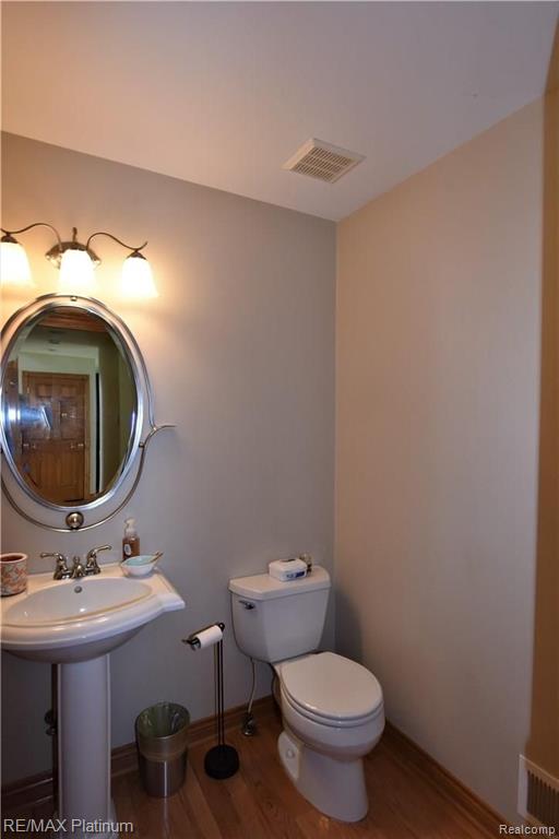 2665 Tim Avenue Brighton, MI 48114 - Photo 12 of 26