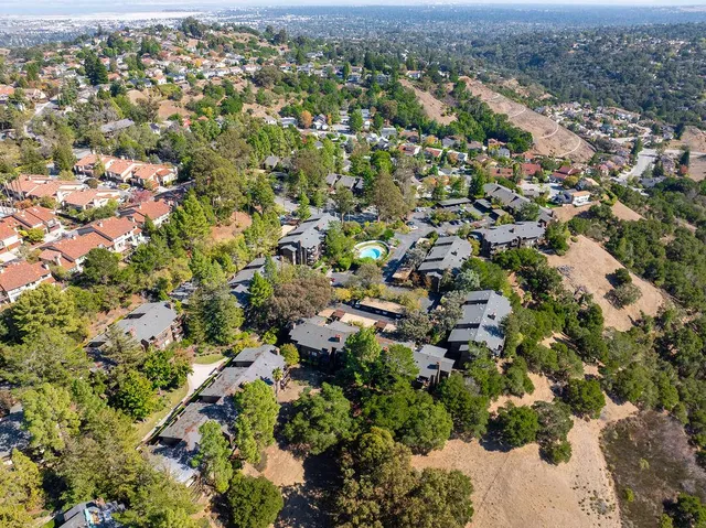 $850,000 | 3350 La Mesa Drive, Unit 10, San Carlos, CA 94070