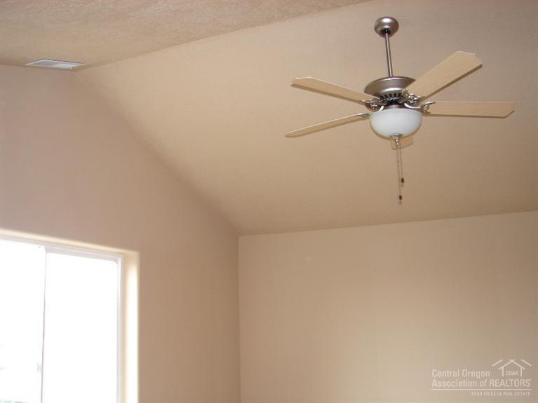 20879 Northeast Rorick Drive Bend, OR 97701 - Photo 16 of 25 Additional Photo
