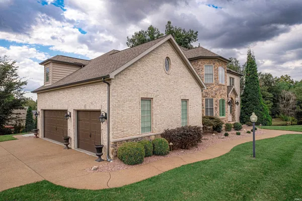 $899,000 | 3711 Joseph Court, Newburgh, IN 47630