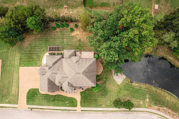 $899,000 | 3711 Joseph Court, Newburgh, IN 47630