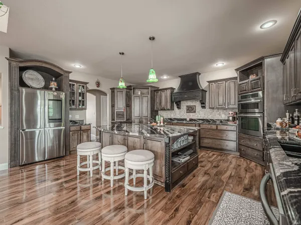 $899,000 | 3711 Joseph Court, Newburgh, IN 47630