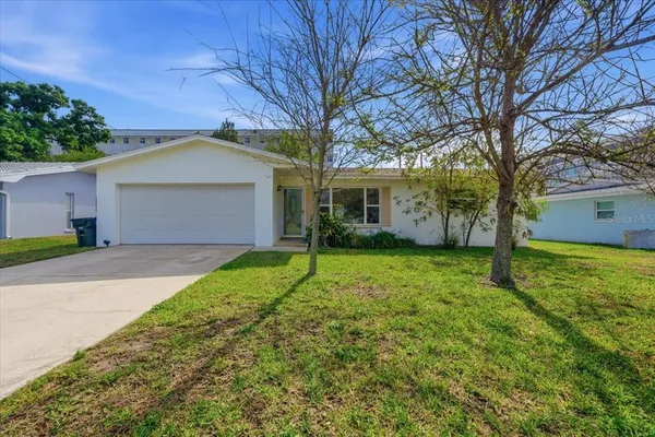 $350,000 | 140 Patlin Circle East, Largo, FL 33770