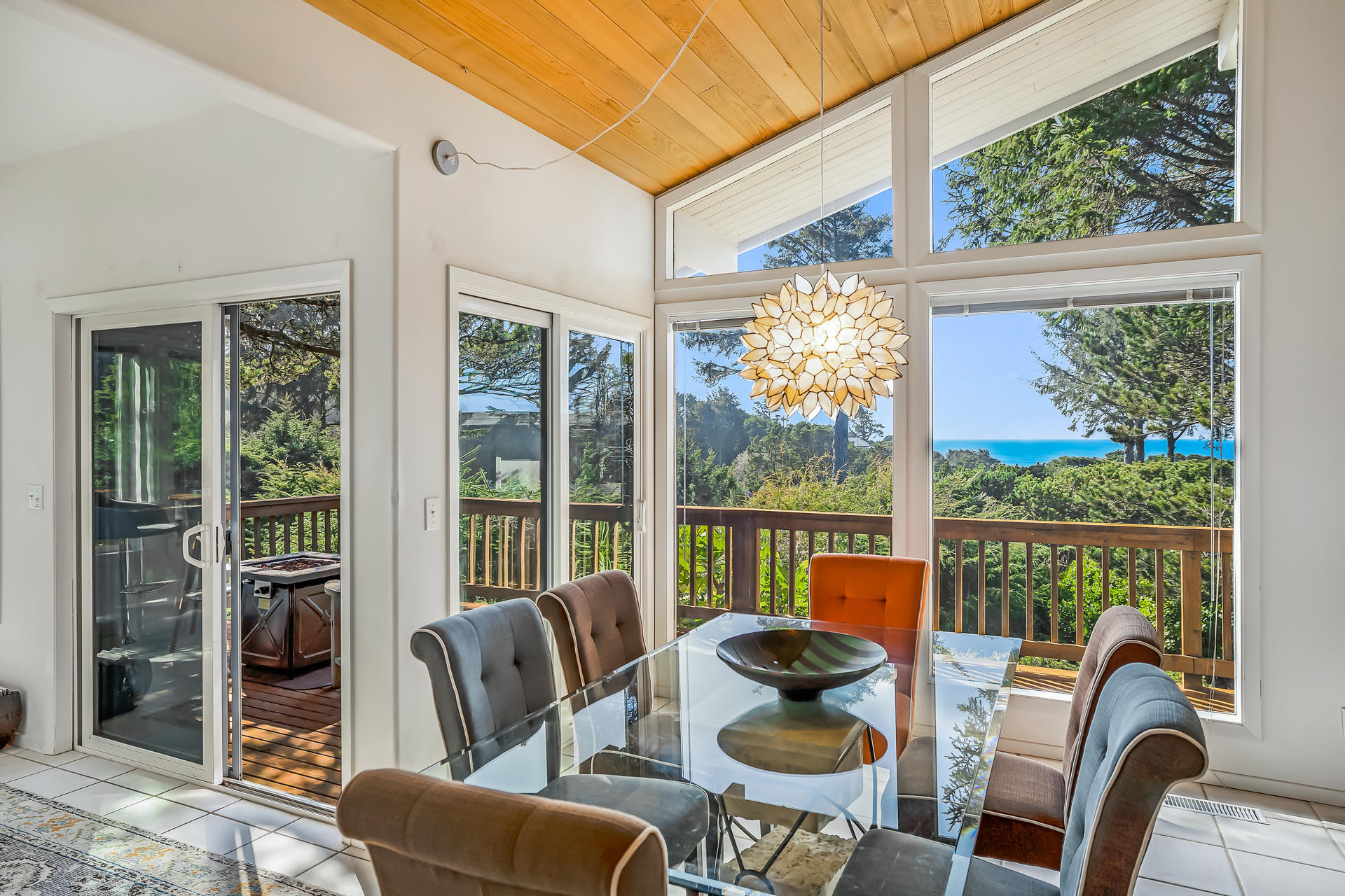 3 Ridge Crest Road Gleneden Beach, OR 97388 - Photo 4 of 50 Dining