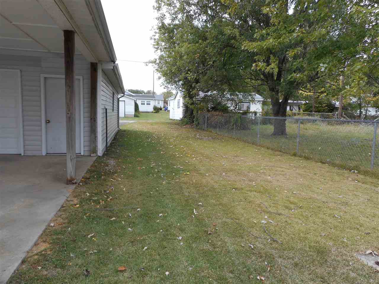 417 R R Bedford, IN 47421 - Photo 14 of 20 Gallery Image 14