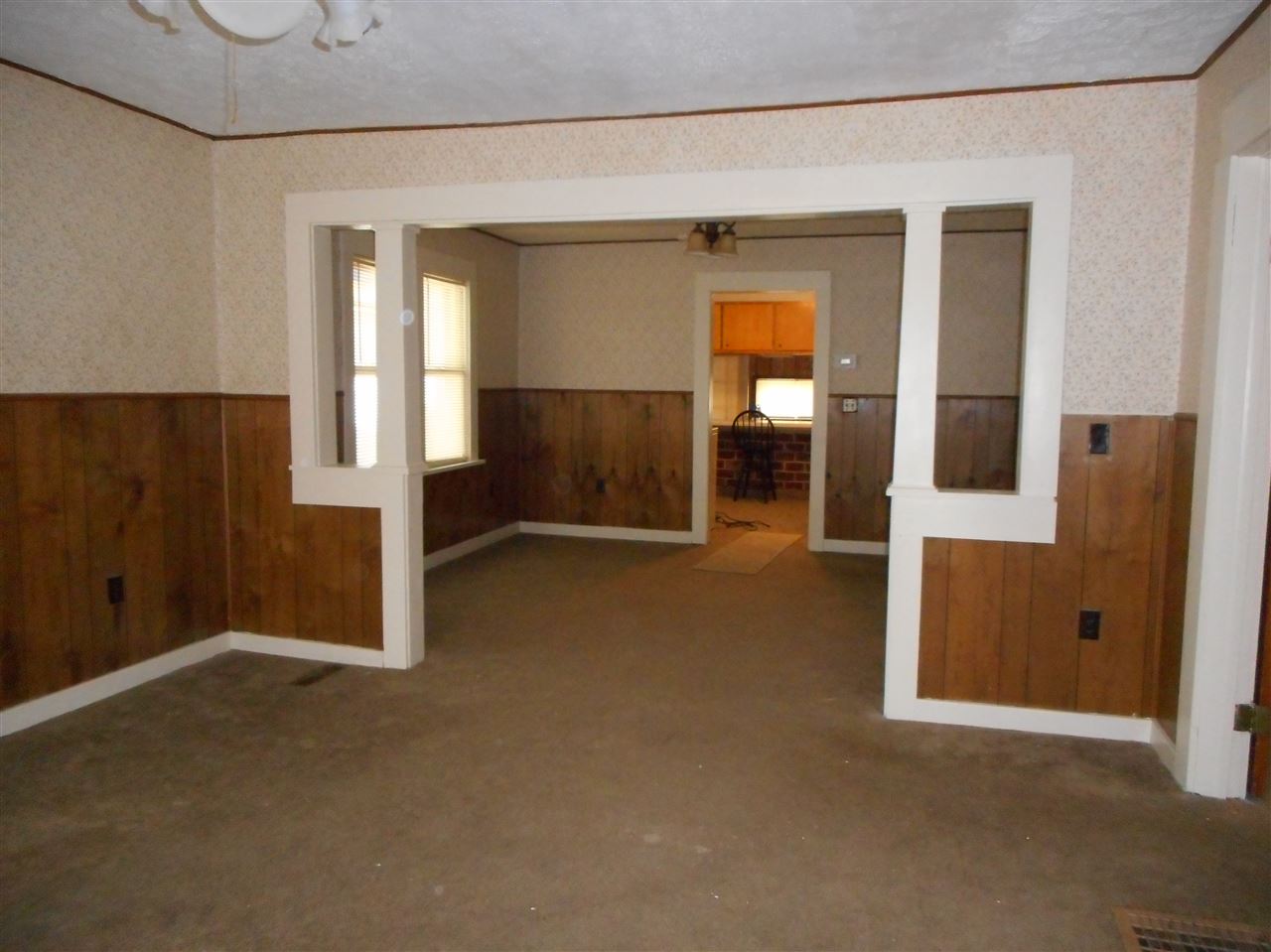 417 R R Bedford, IN 47421 - Photo 8 of 20 Gallery Image 8