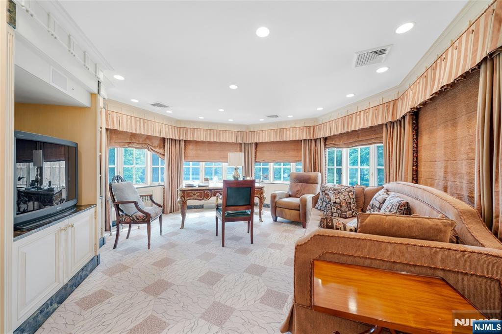 116 East Saddle River Road Saddle River, NJ 07458 - Photo 27 of 42