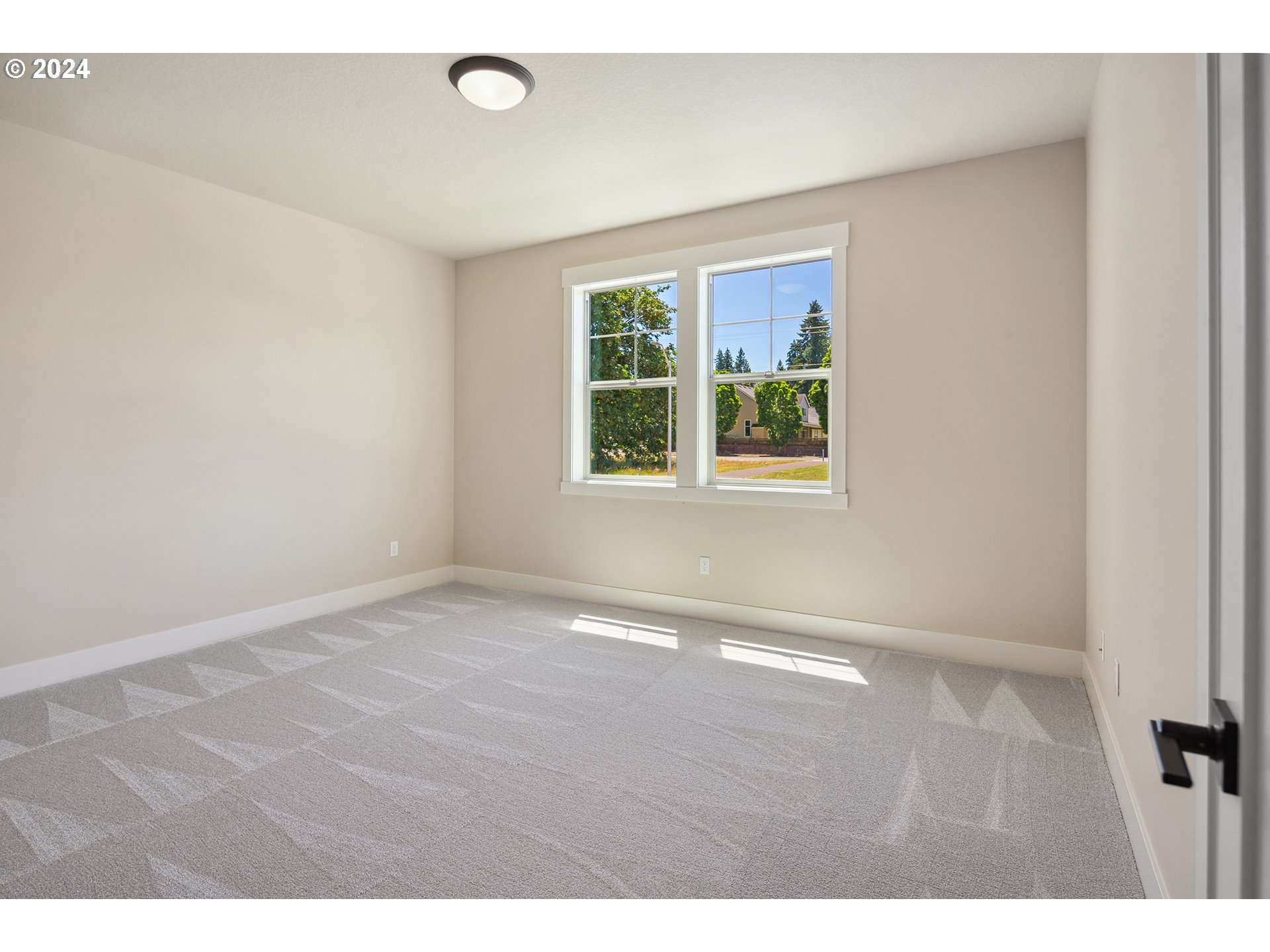 2129 Northeast Spitz Road Canby, OR 97013 - Photo 35 of 48