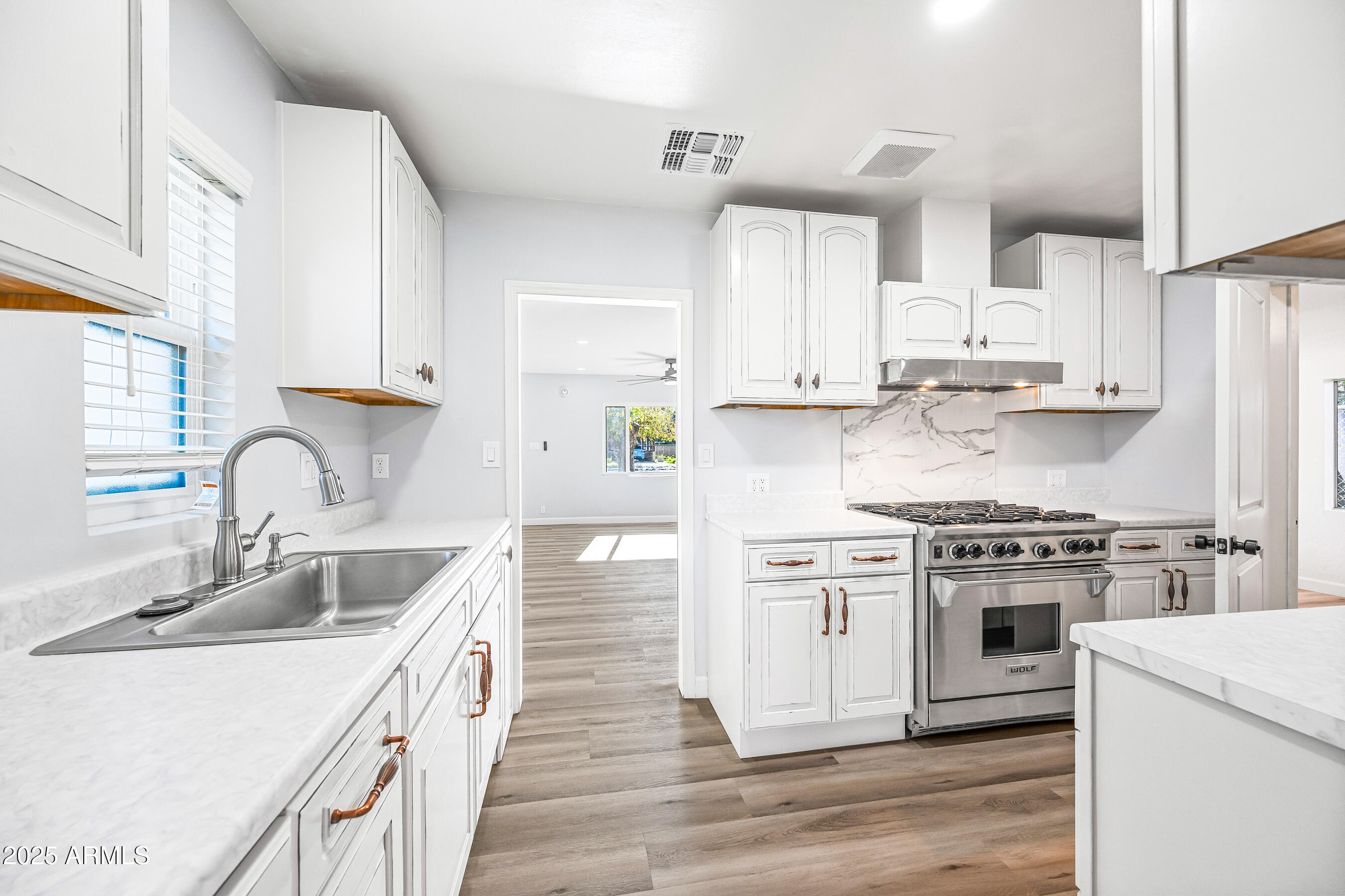 1608 East Hudson Drive Tempe, AZ 85281 - Photo 7 of 24 9-1608EHD-ocupix-