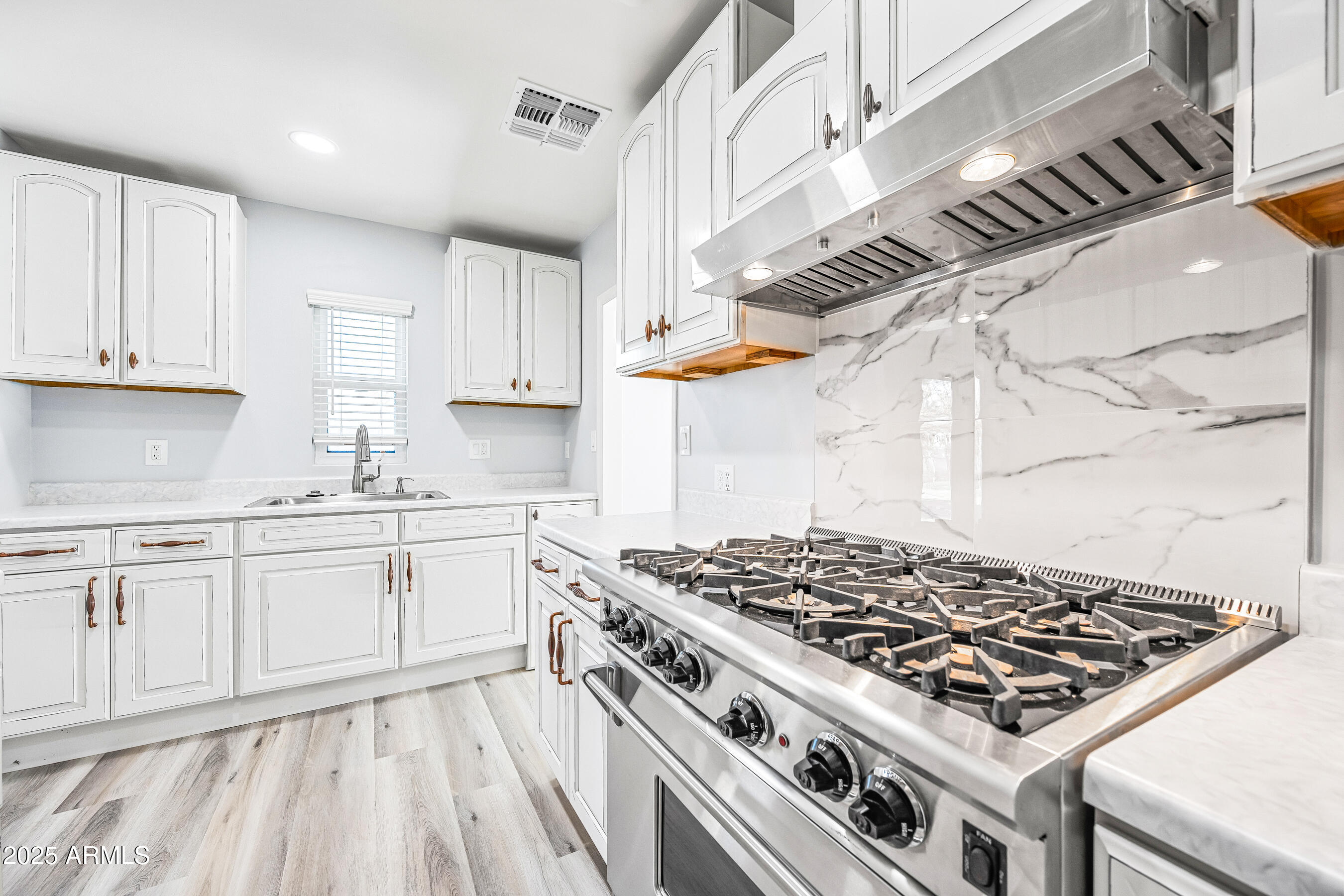 1608 East Hudson Drive Tempe, AZ 85281 - Photo 9 of 24 8-1608EHD-ocupix-