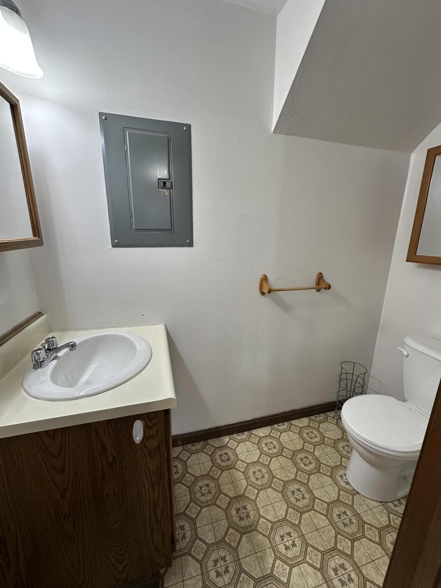 90 Baldwin Drive, Unit 90 Bangor, ME 04401 - Photo 17 of 38 17