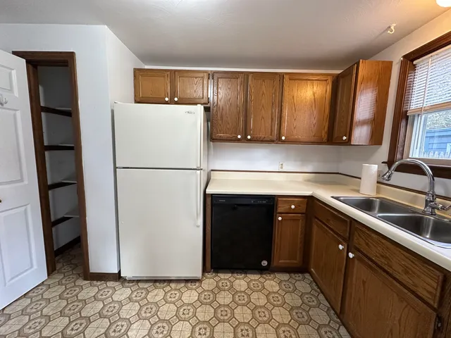 $205,000 | 90 Baldwin Drive, Unit 90, Bangor, ME 04401