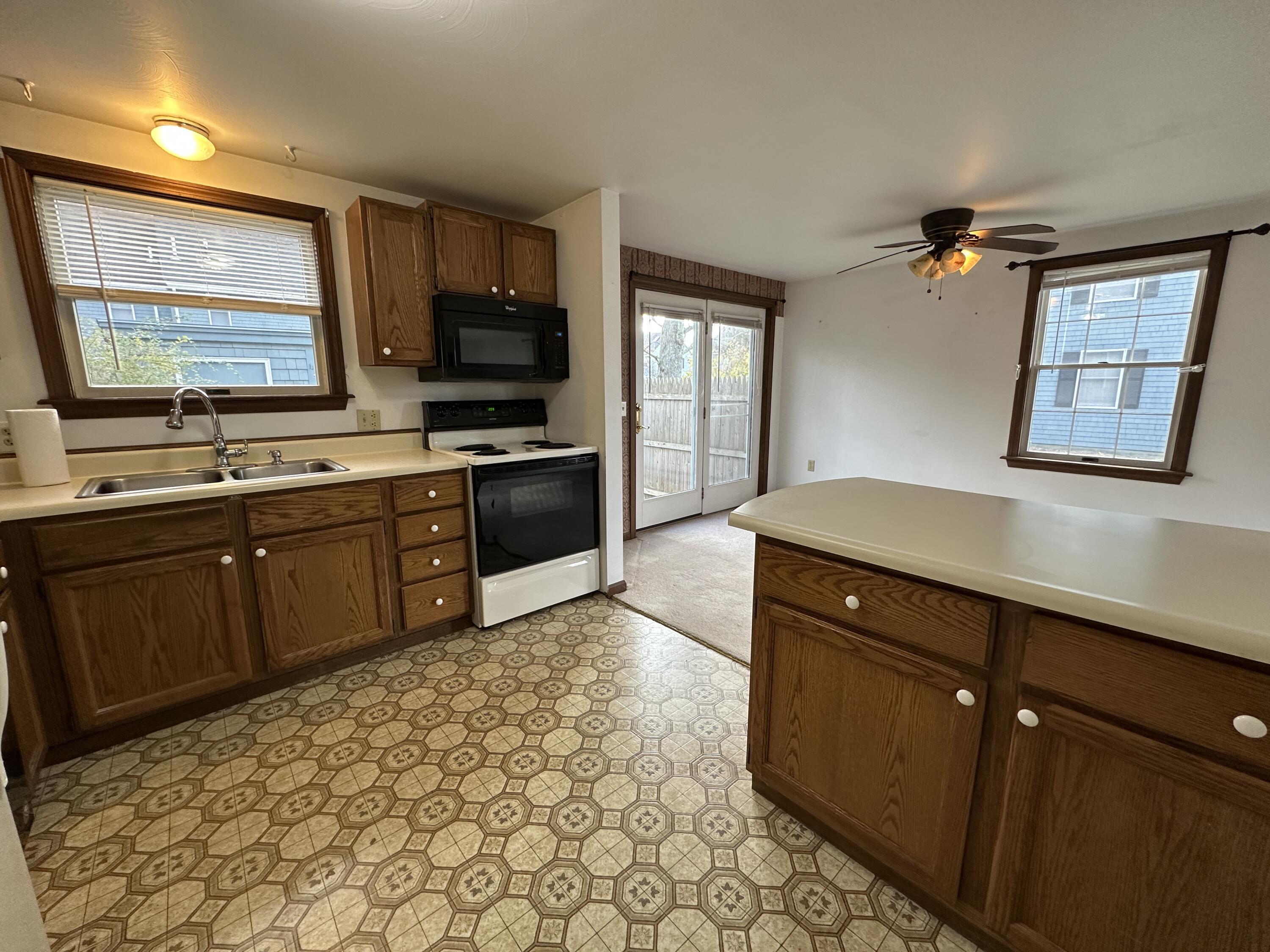 90 Baldwin Drive, Unit 90 Bangor, ME 04401 - Photo 8 of 38 8