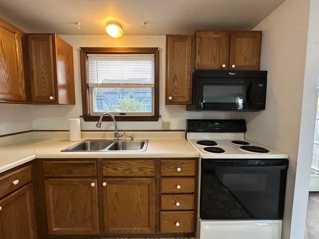 $205,000 | 90 Baldwin Drive, Unit 90, Bangor, ME 04401
