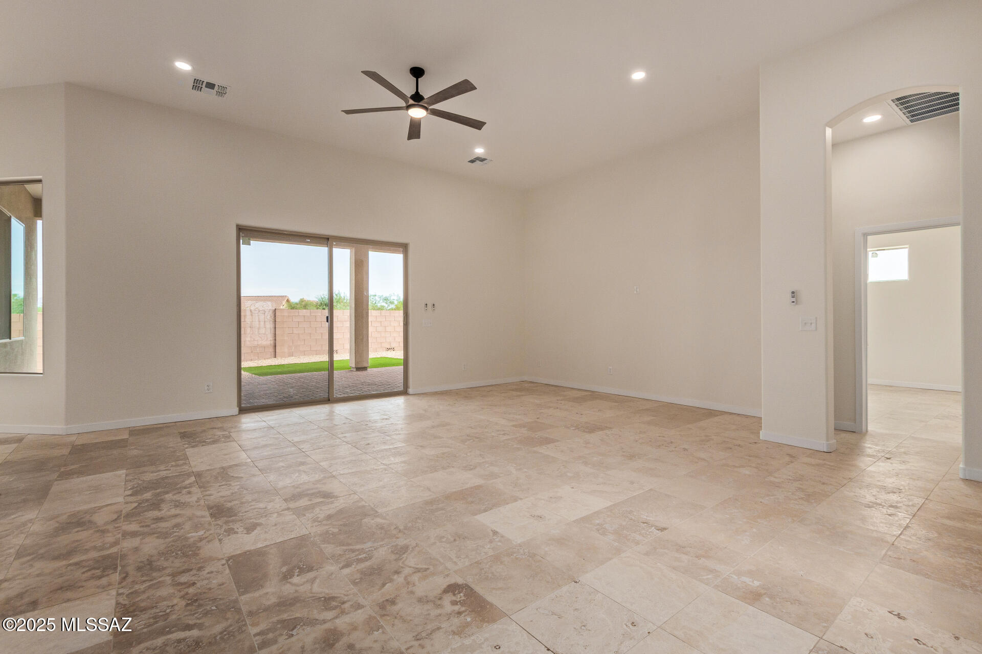 300 North Vail View Road Vail, AZ 85641 - Photo 8 of 44 Gallery Image 8