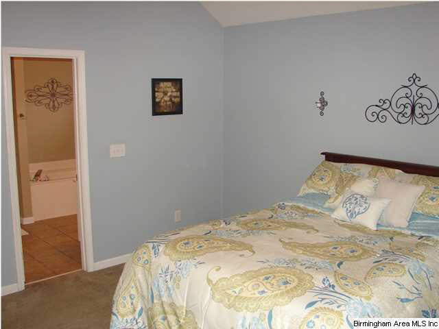 178 Silverstone Lane Alabaster, AL 35007 - Photo 15 of 30