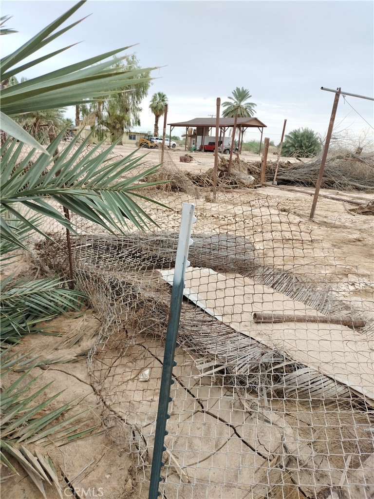 21 Alcott Niland, CA 92257 - Photo 4 of 4 a view of a patio