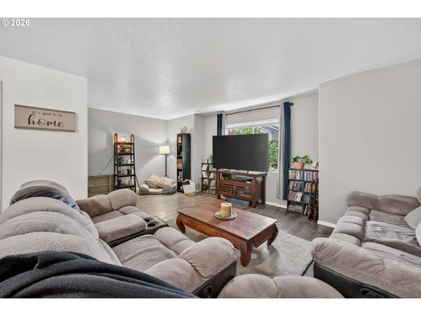 $315,000 | 1817 Northeast 90th Circle, Vancouver, WA 98665