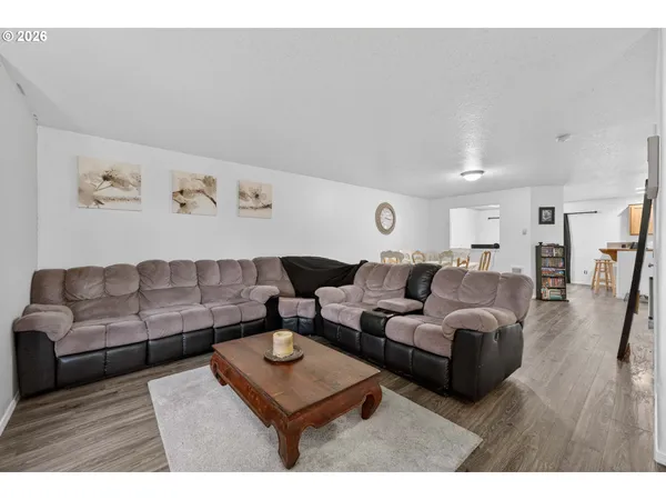 $315,000 | 1817 Northeast 90th Circle, Vancouver, WA 98665