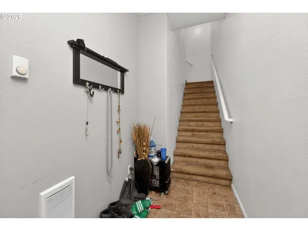 $315,000 | 1817 Northeast 90th Circle, Vancouver, WA 98665