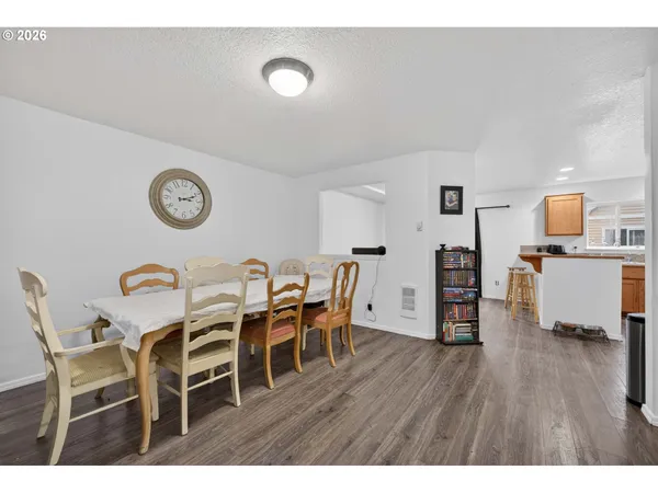 $315,000 | 1817 Northeast 90th Circle, Vancouver, WA 98665