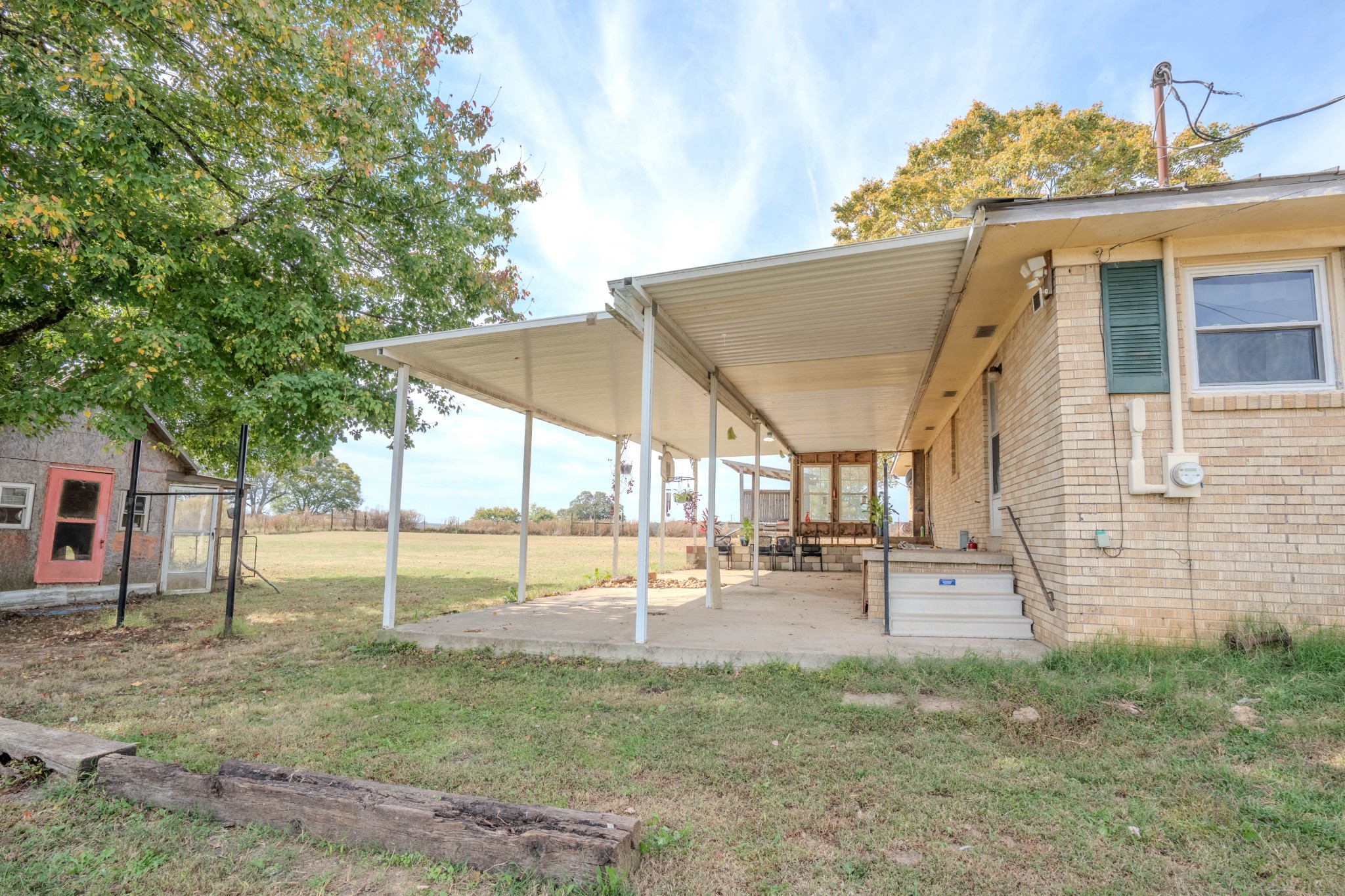 97 Ramah Road Leoma, TN 38468 - Photo 25 of 43 a view of a house with backyard and a tree