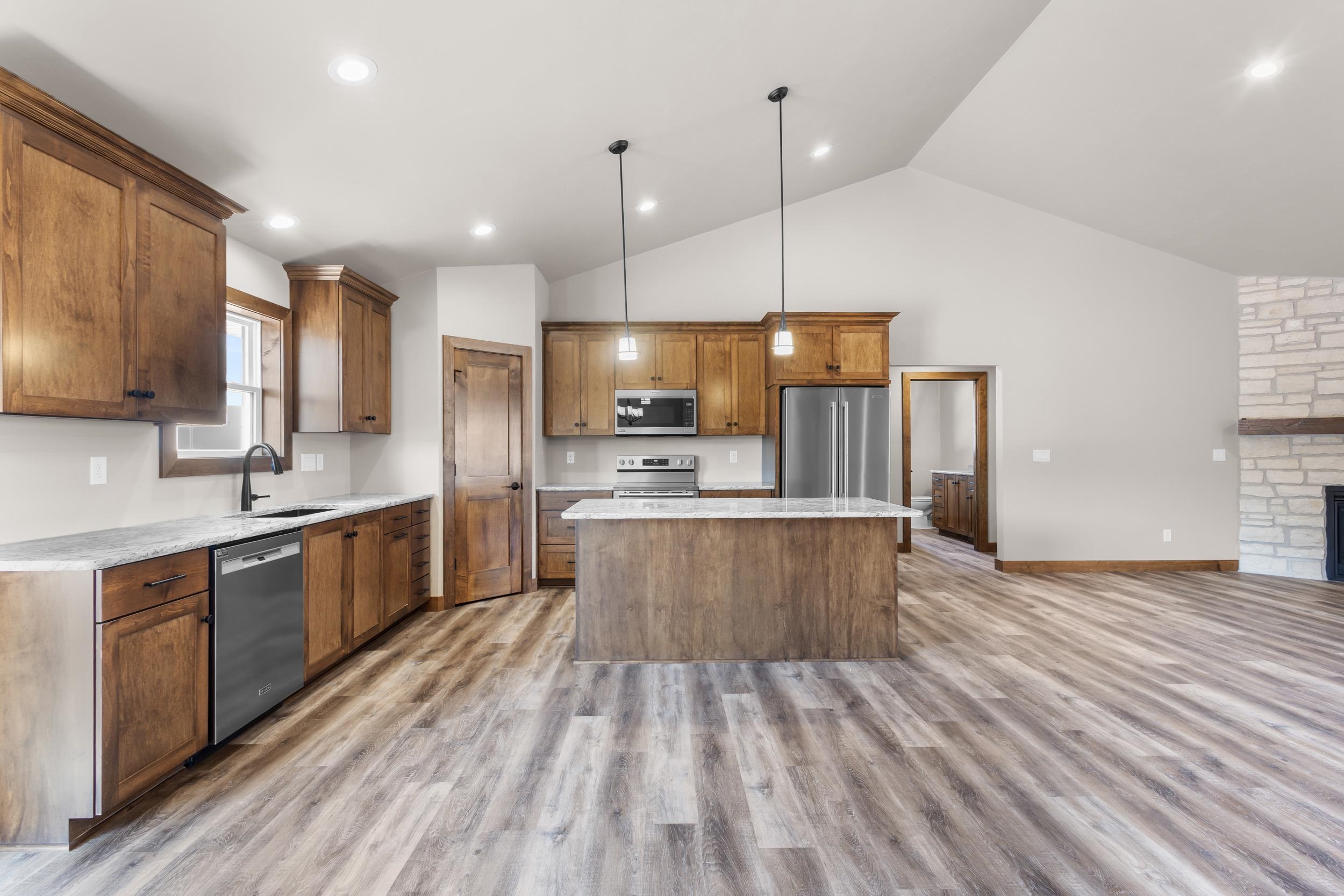 3370 Largo Ridge Drive Green Bay, WI 54311 - Photo 16 of 43