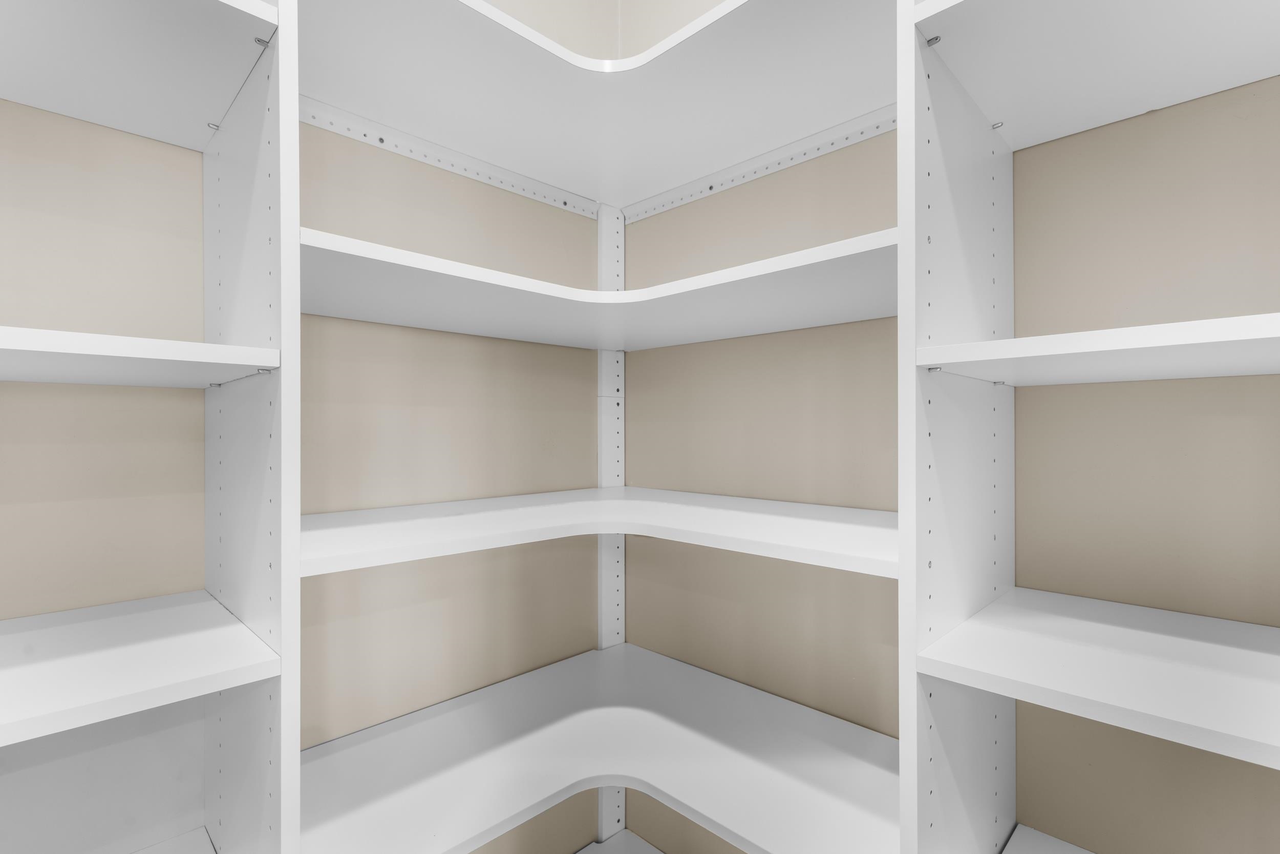 3370 Largo Ridge Drive Green Bay, WI 54311 - Photo 17 of 43