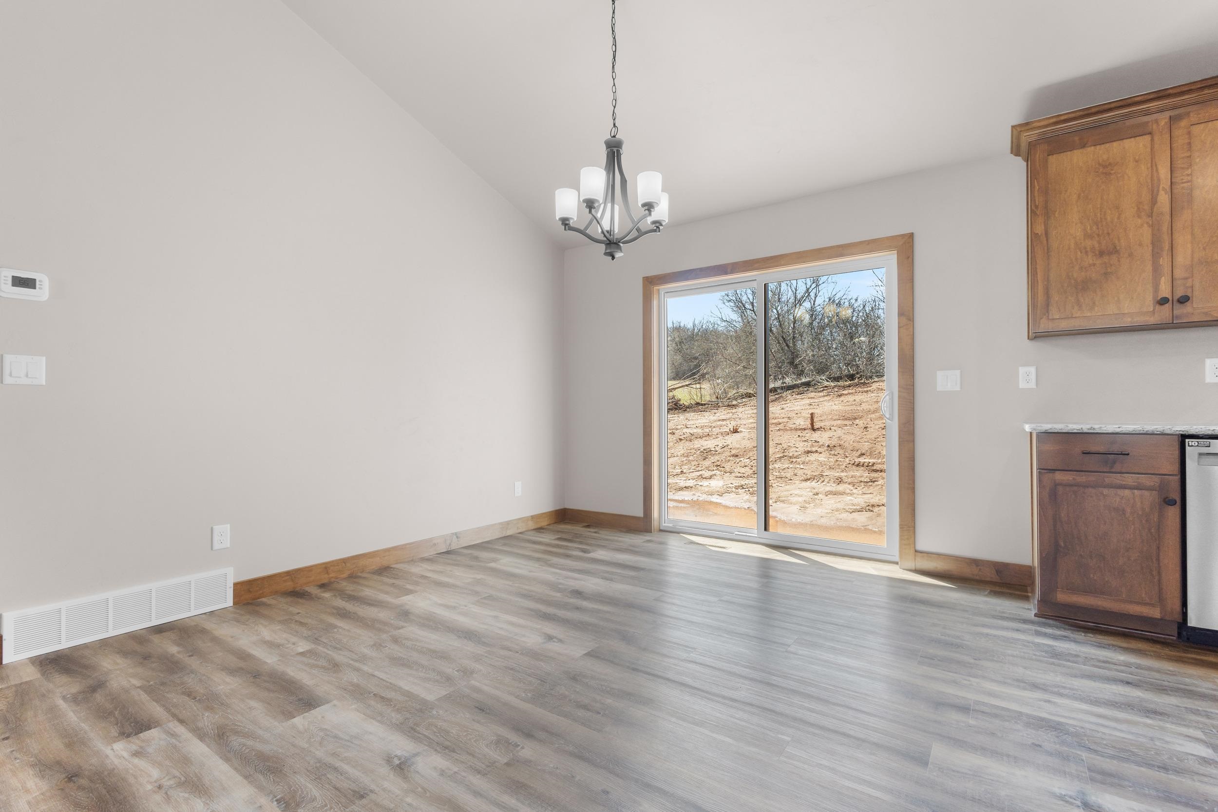 3370 Largo Ridge Drive Green Bay, WI 54311 - Photo 18 of 43