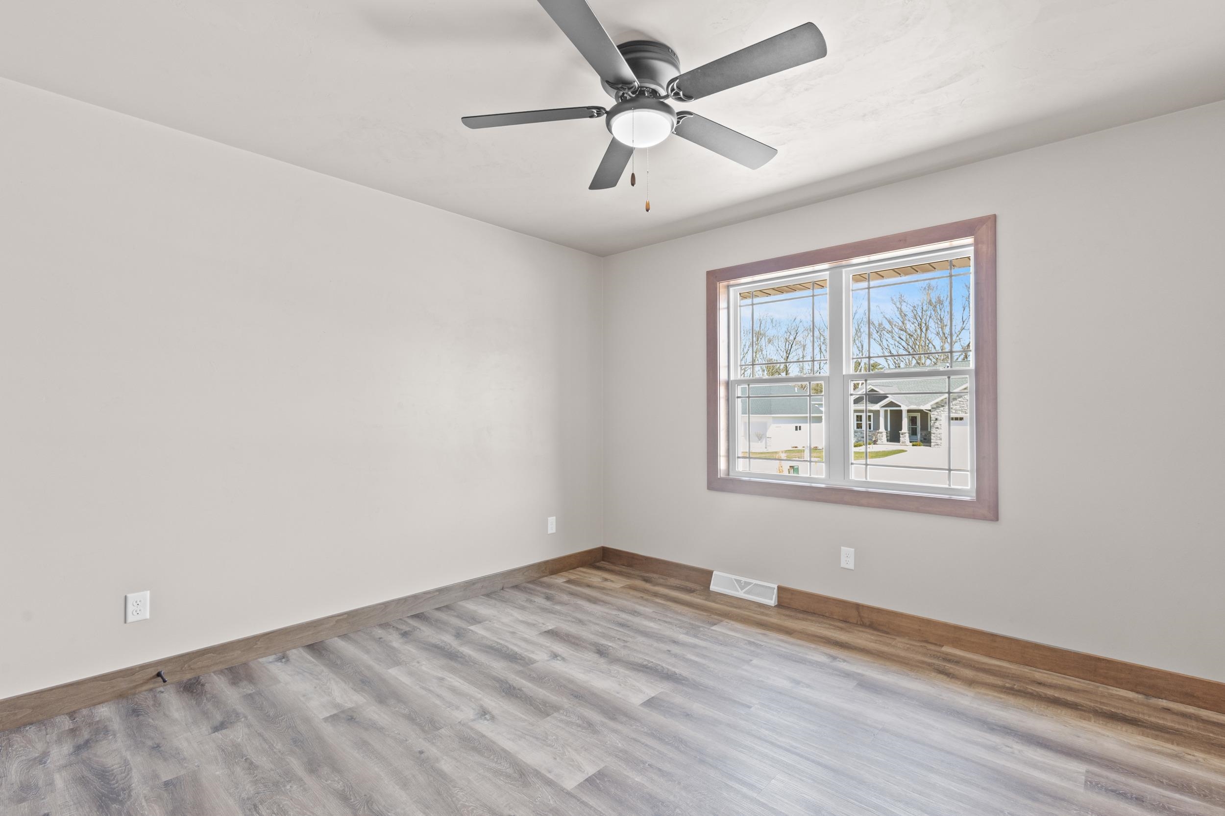 3370 Largo Ridge Drive Green Bay, WI 54311 - Photo 21 of 43