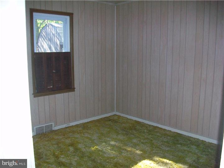100 West Evesham Road Glendora, NJ 08029 - Photo 7 of 7 Bedroom 2